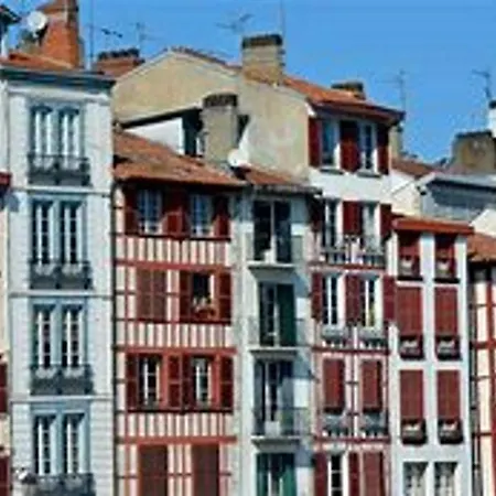 Les Pyrenees-Occitanie